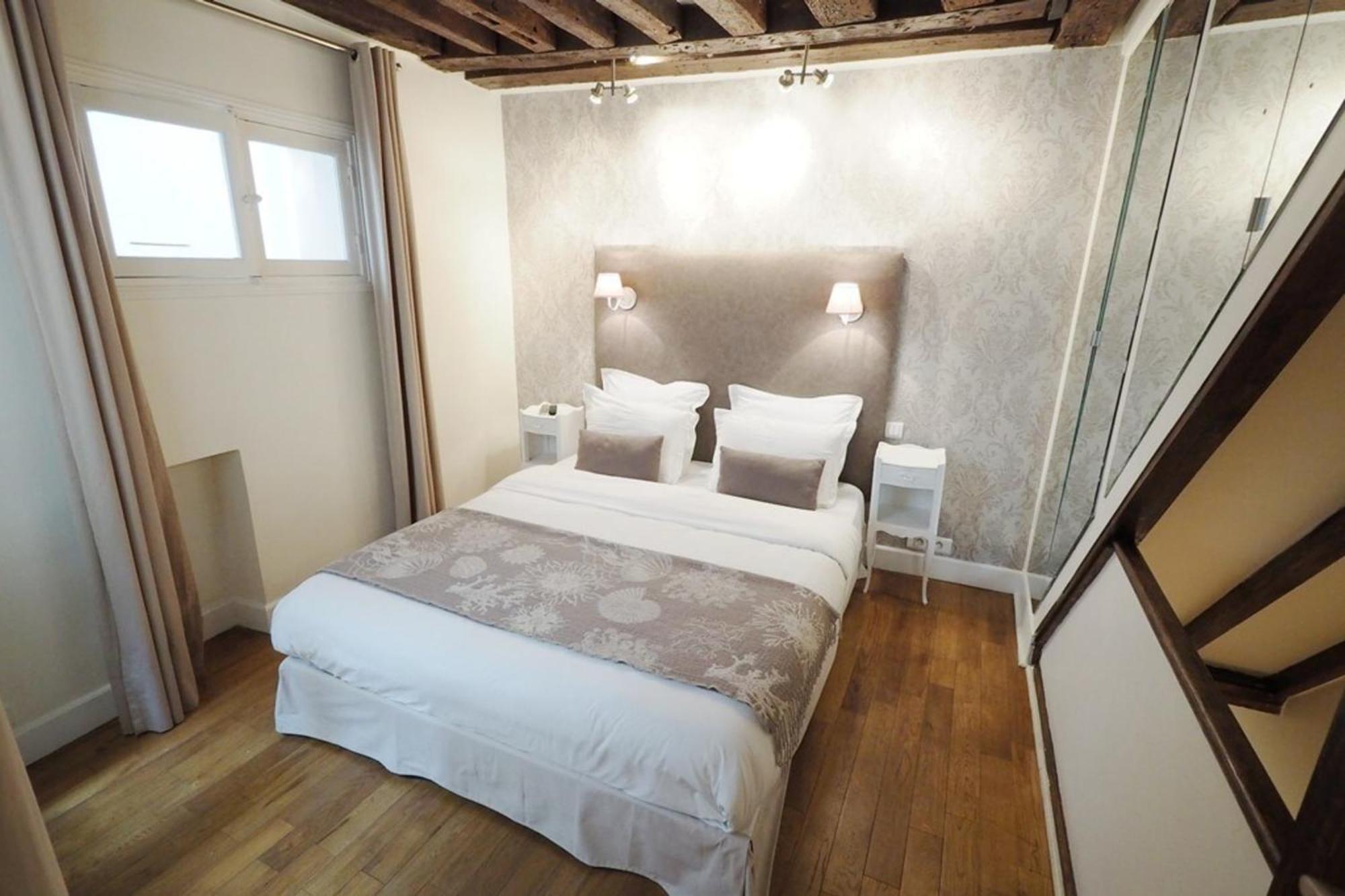 Louvre Parisian Duplex Париж Экстерьер фото
